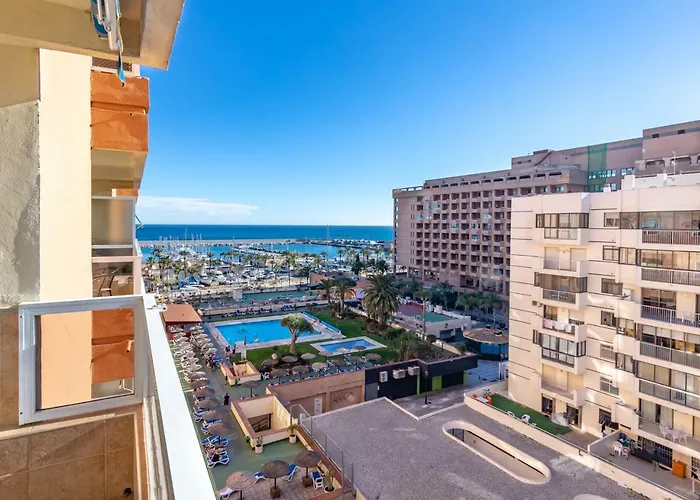 Pyr Frente Al Mar * Фуэнхирола